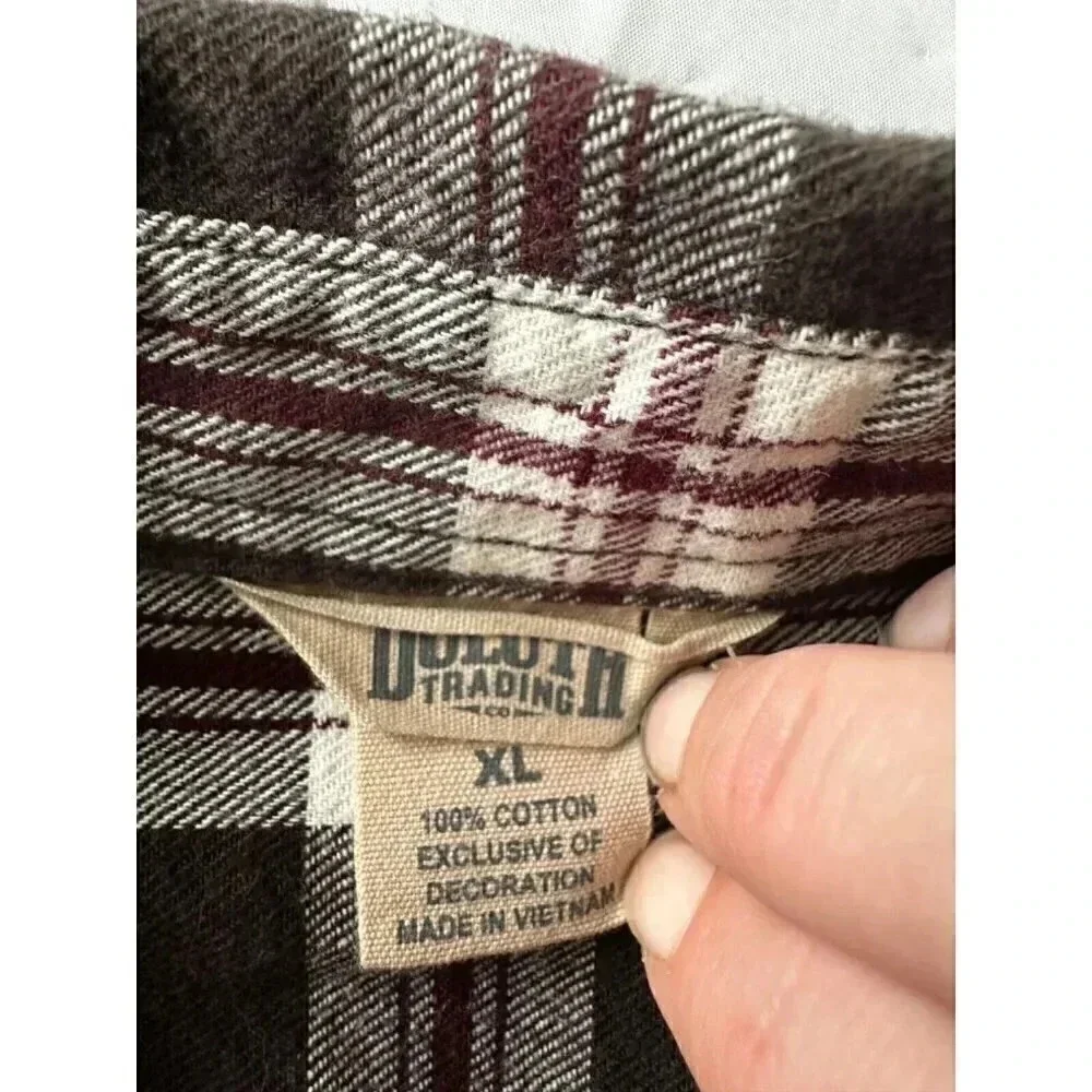 Duluth Trading Co womens flannel button-up long sleeve shirt size XL brown plaid - Picture 8 of 9